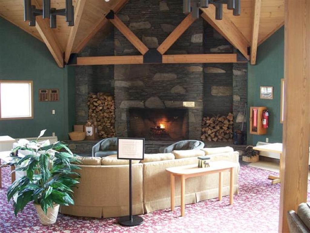The Lodge At Lincoln Station Exteriör bild